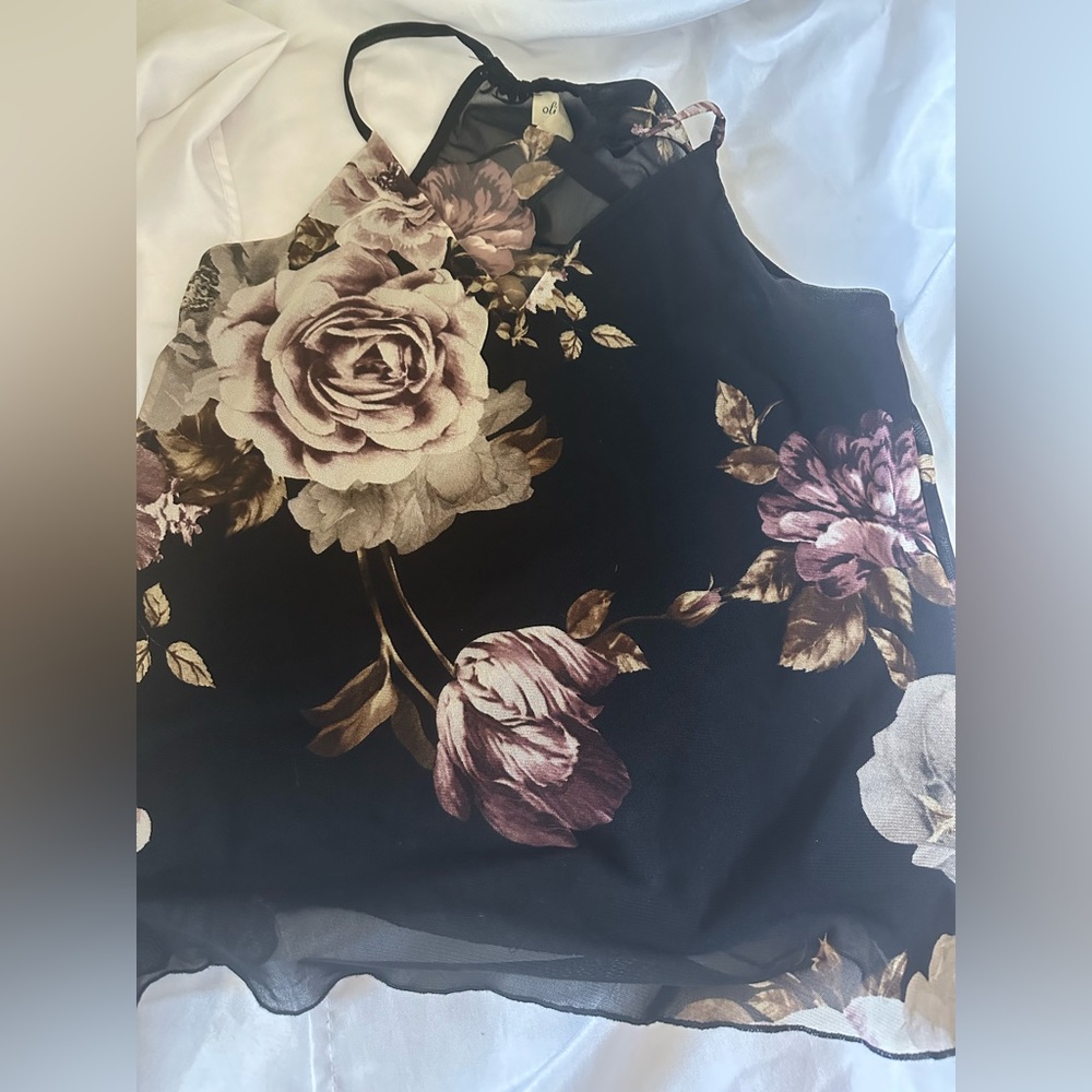 Top size large - Picture 2 of 2